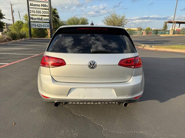 2017 volkswagen golf gti 2.0t s 4-door