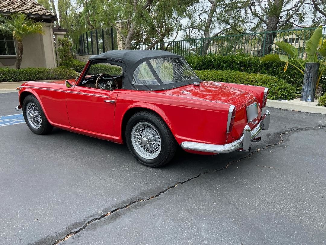 1966 triumph tr4a