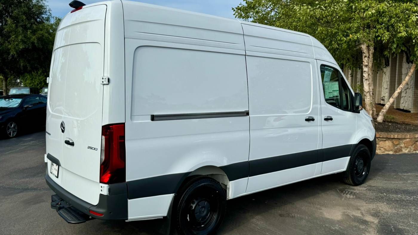 2024 mercedes-benz sprinter 2500