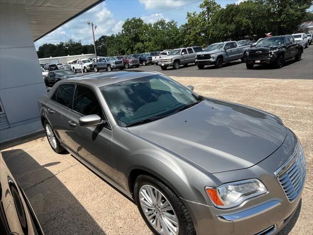 2014 chrysler 300 s