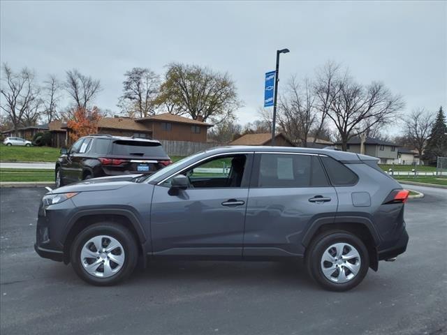 2022 toyota rav4 le