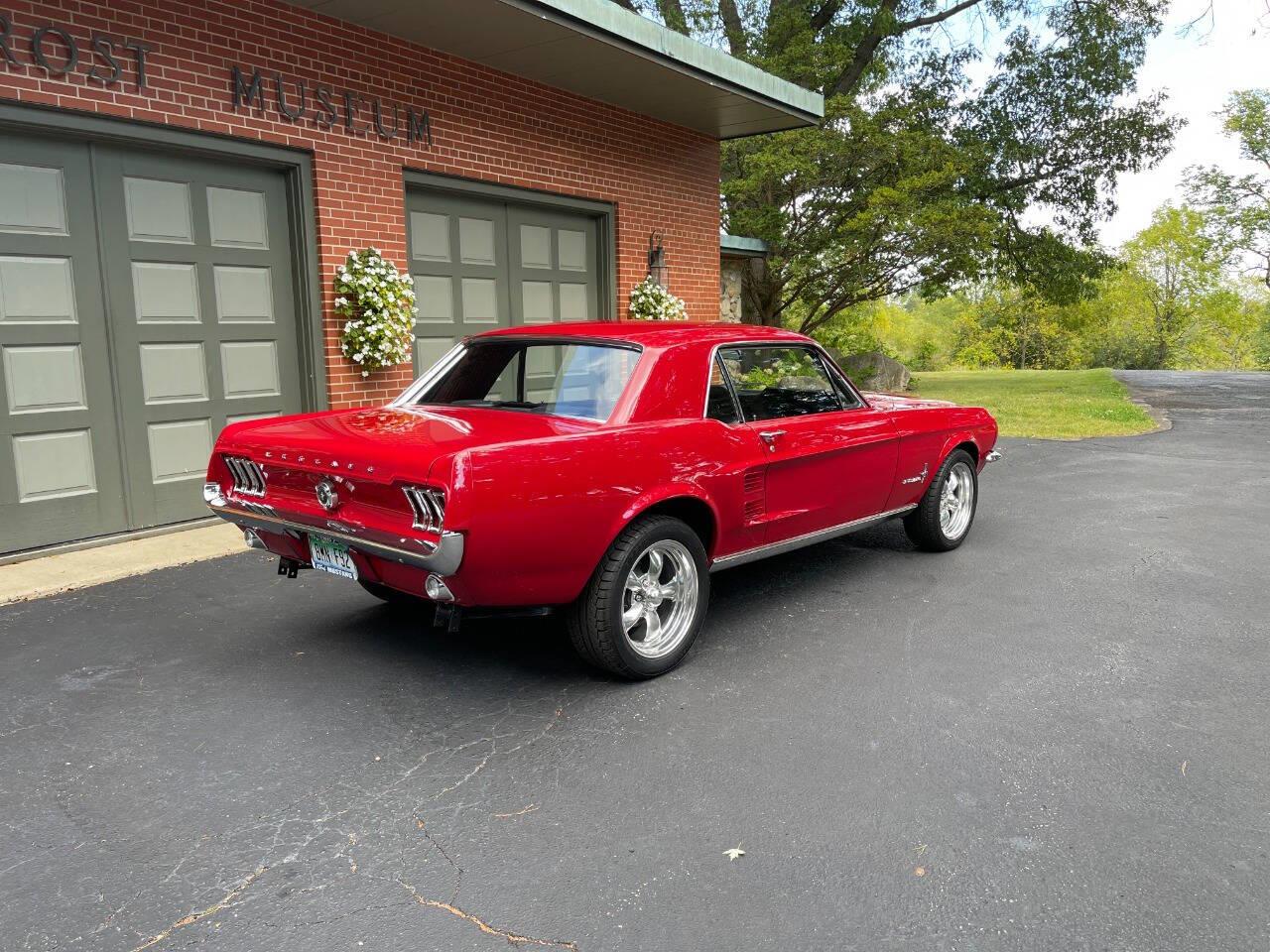 1967 ford mustang