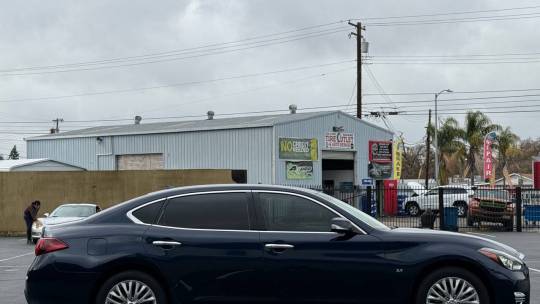 2015 Infiniti