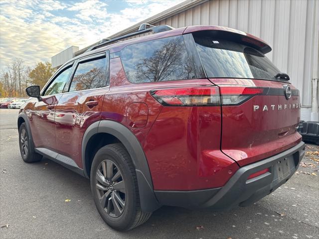2022 nissan pathfinder sv 4wd