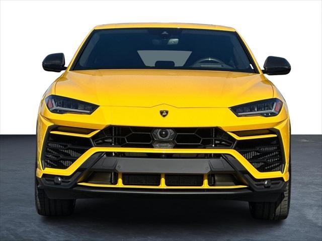 2021 lamborghini urus base