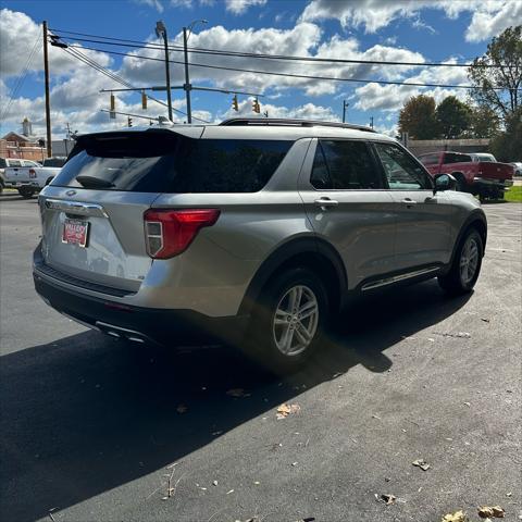 2020 ford explorer xlt awd