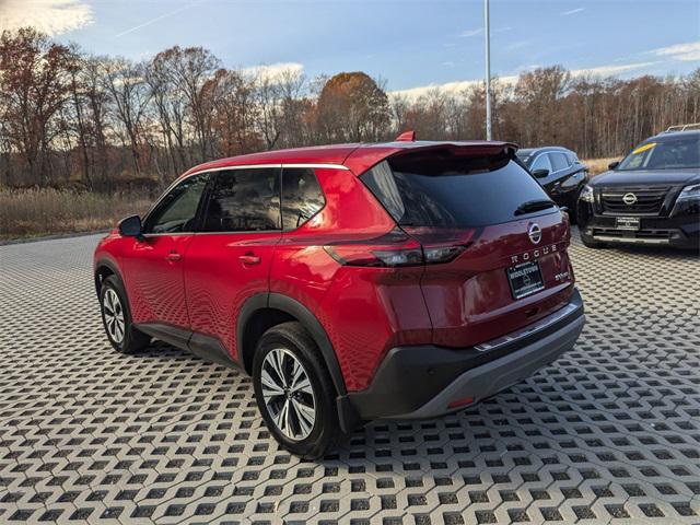 2021 nissan rogue sv