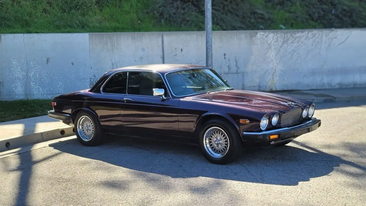 1976 jaguar xj6c