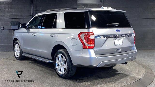 2020 ford expedition xlt
