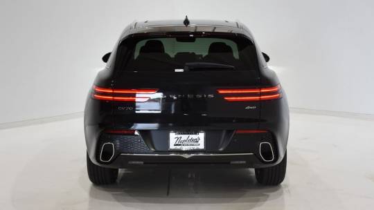 2025 Genesis GV70