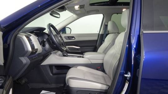 2022 nissan pathfinder platinum