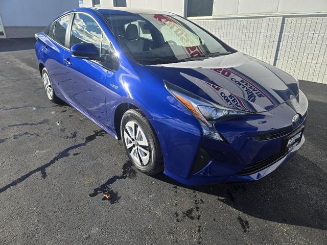 2017 toyota prius three