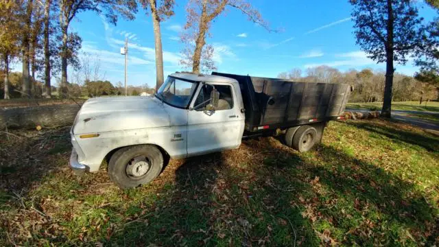 1974 ford dump truck low reserve!