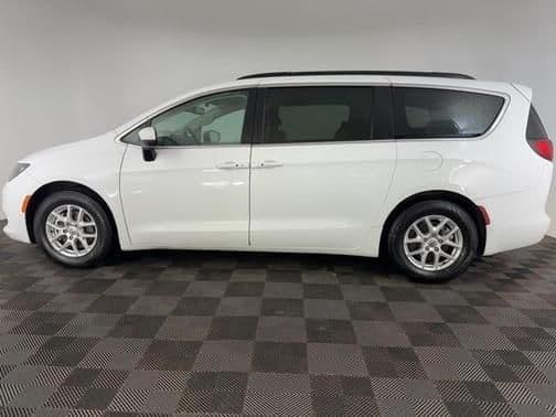 2021 chrysler voyager lxi in columbia, missouri