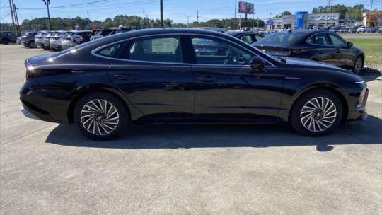 new 2024 hyundai sonata hybrid limited fwd
