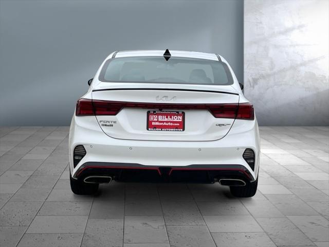 2023 kia forte gt
