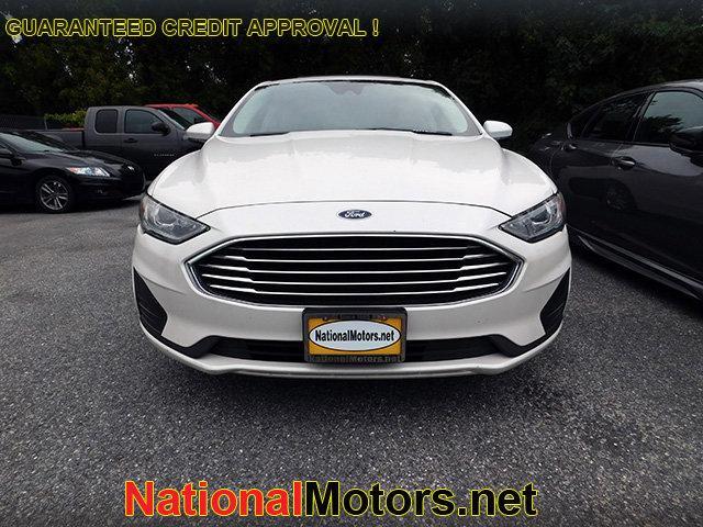 2020 ford fusion se