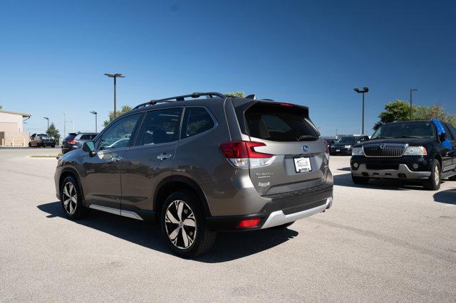 2019 subaru forester touring