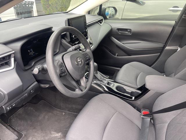2022 toyota corolla hybrid le