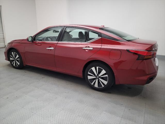 2022 nissan altima 2.5 sv