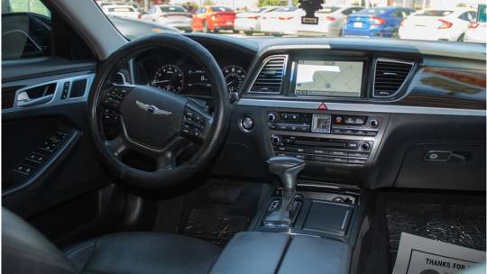 2018 Genesis G80