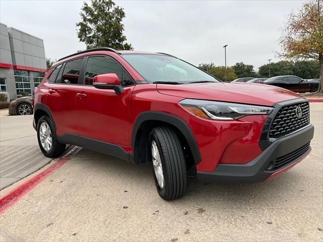 2024 toyota corolla cross le