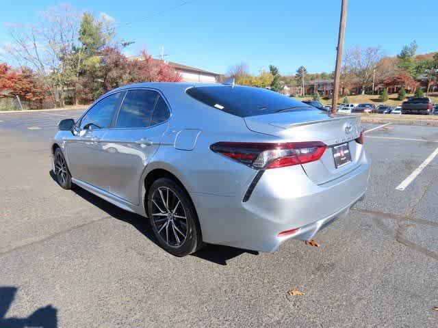 2023 toyota camry se