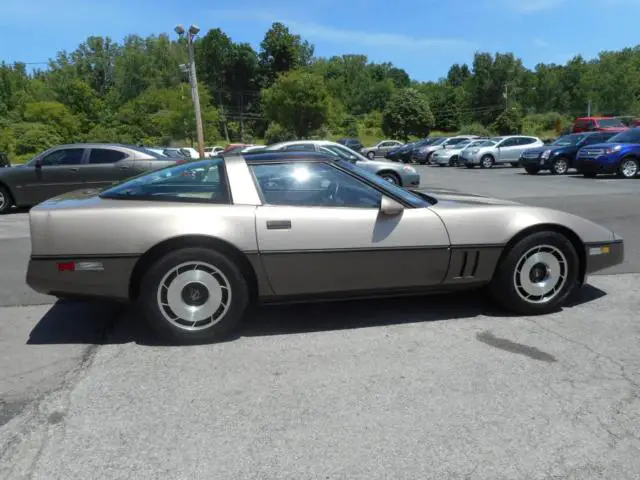 1984 chevrolet corvette 4+3 manual 5.7l
