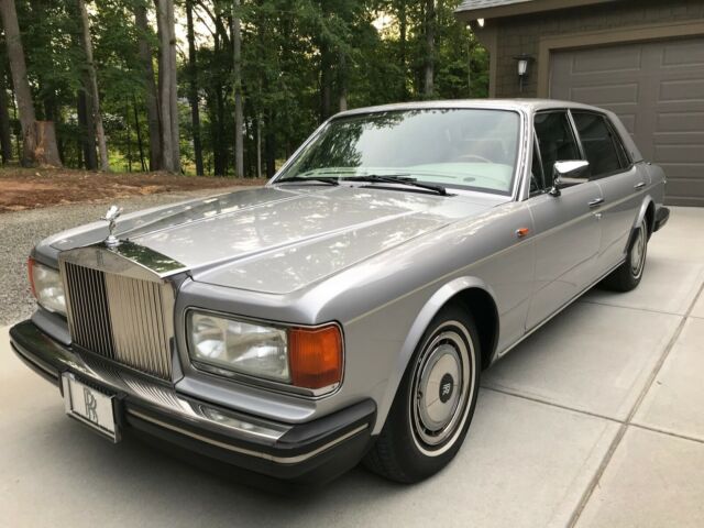 rolls-royce silver spur ii lwb saloon