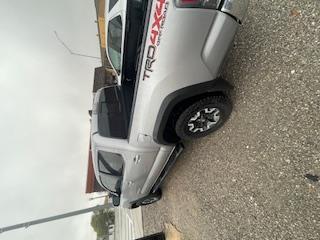 2021 toyota tacoma sr