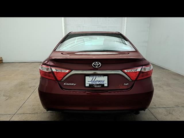 2015 toyota camry se