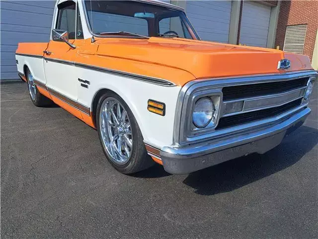 1970 chevy c10 shortbed great color combo