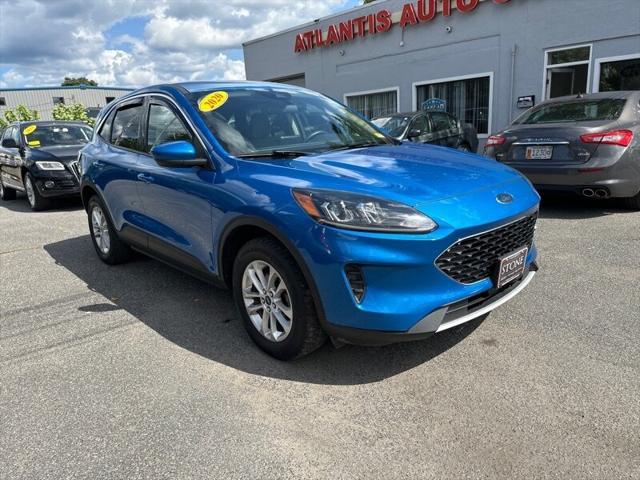 2020 ford escape se