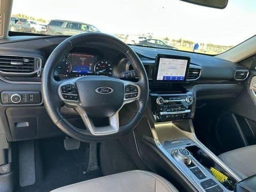 2021 ford explorer in manhattan, new york