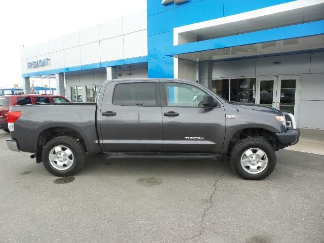 2013 toyota tundra grade 4x4 grade 4dr crewmax cab pickup sb (5.7l v8 ffv for sale in gas hills, wyoming