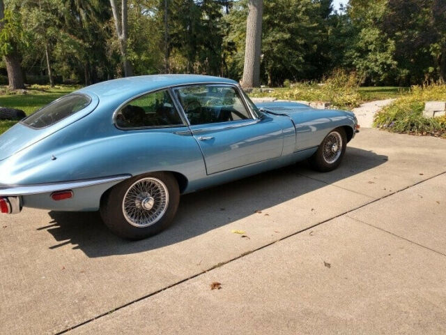 1970 jaguar e-type 4.2l i6 manual 4 speed sports coupe leather upholstery