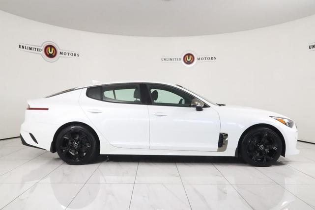 2020 kia stinger gt-line