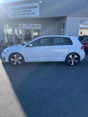 2015 volkswagen golf gti 2.0t se 4-door