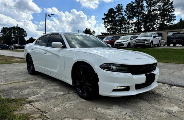 2016 dodge charger sxt