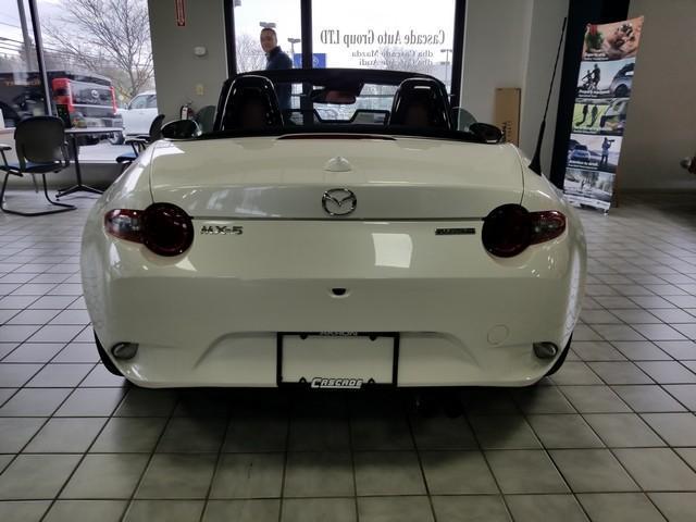 2023 mazda mx-5 miata grand touring