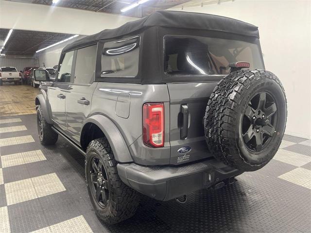 2022 ford bronco black diamond