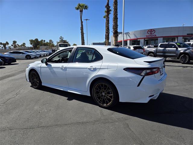 2023 toyota camry se