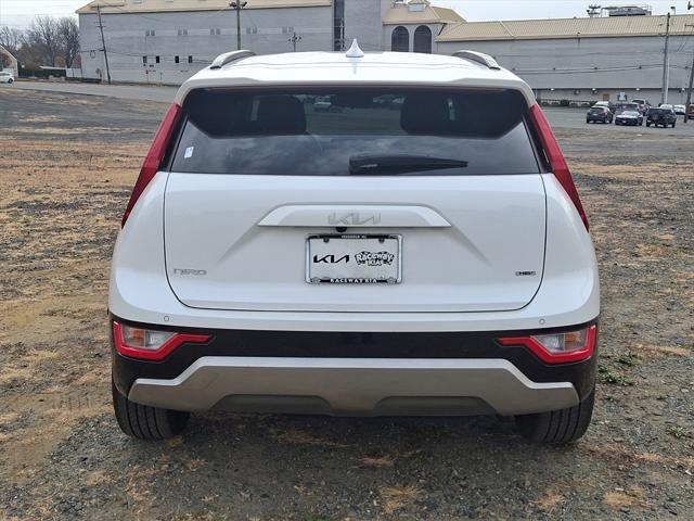 2023 kia niro touring