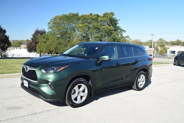 2023 toyota highlander le