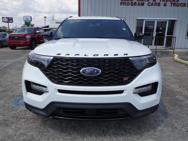 2023 ford explorer st