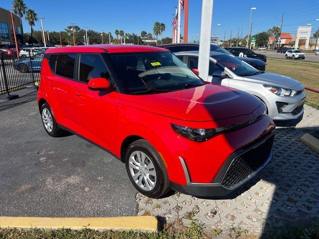2023 kia soul lx
