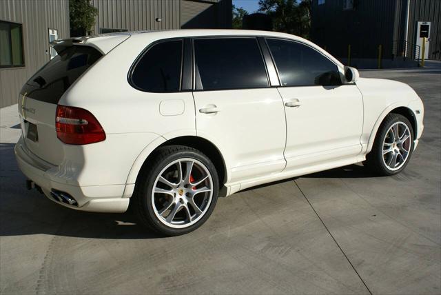 2009 porsche cayenne gts