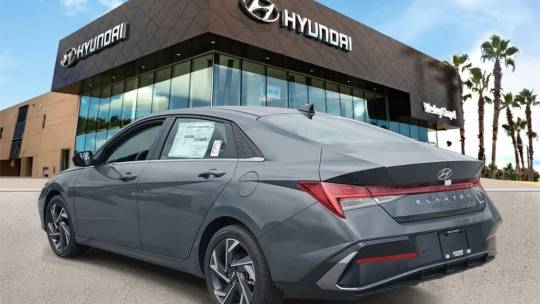 2024 Hyundai Elantra