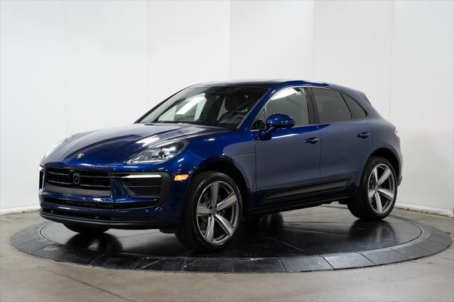 2024 porsche macan base