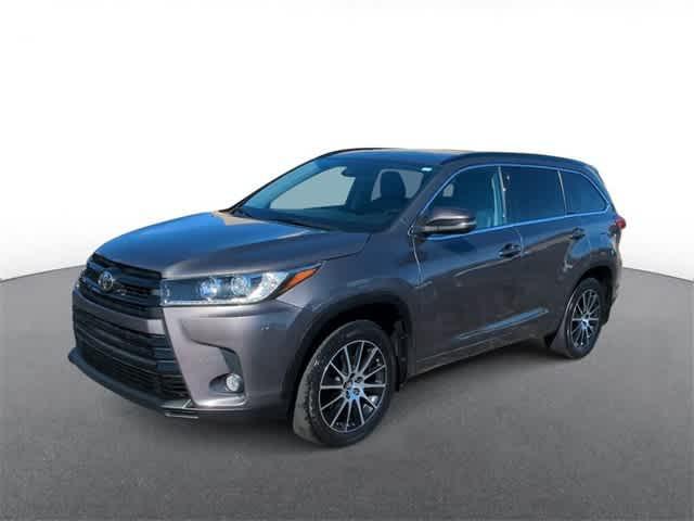 2017 toyota highlander se